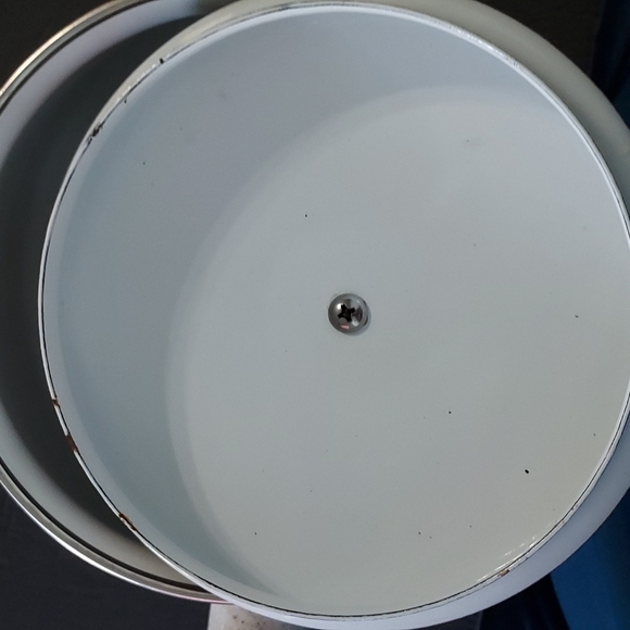 MCM Metal/Enamel coating Pot w/Lid Wood handle Love the 60-70's Colors. - Picture 6 of 6